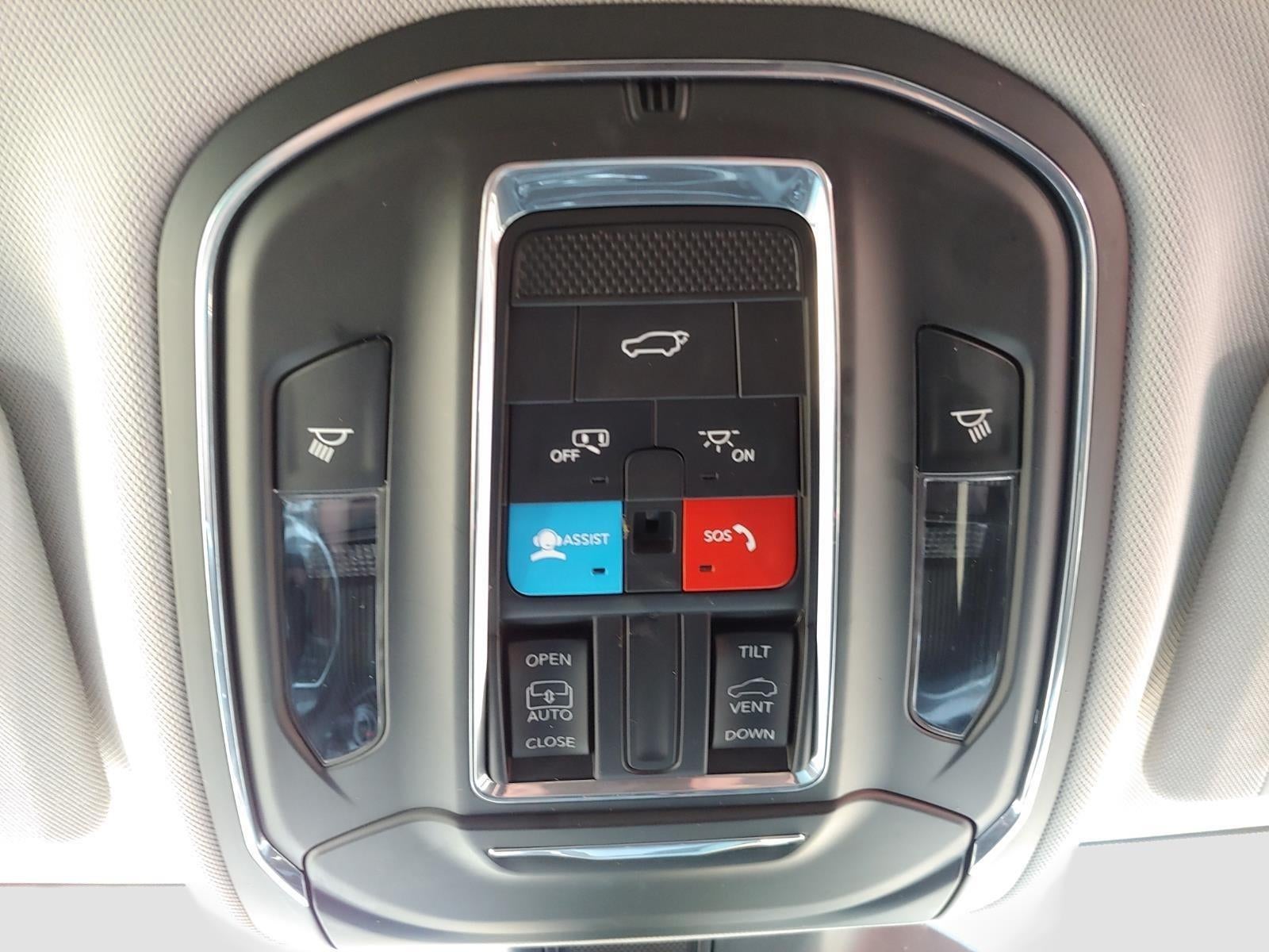 2023 Jeep Grand Cherokee L Laredo