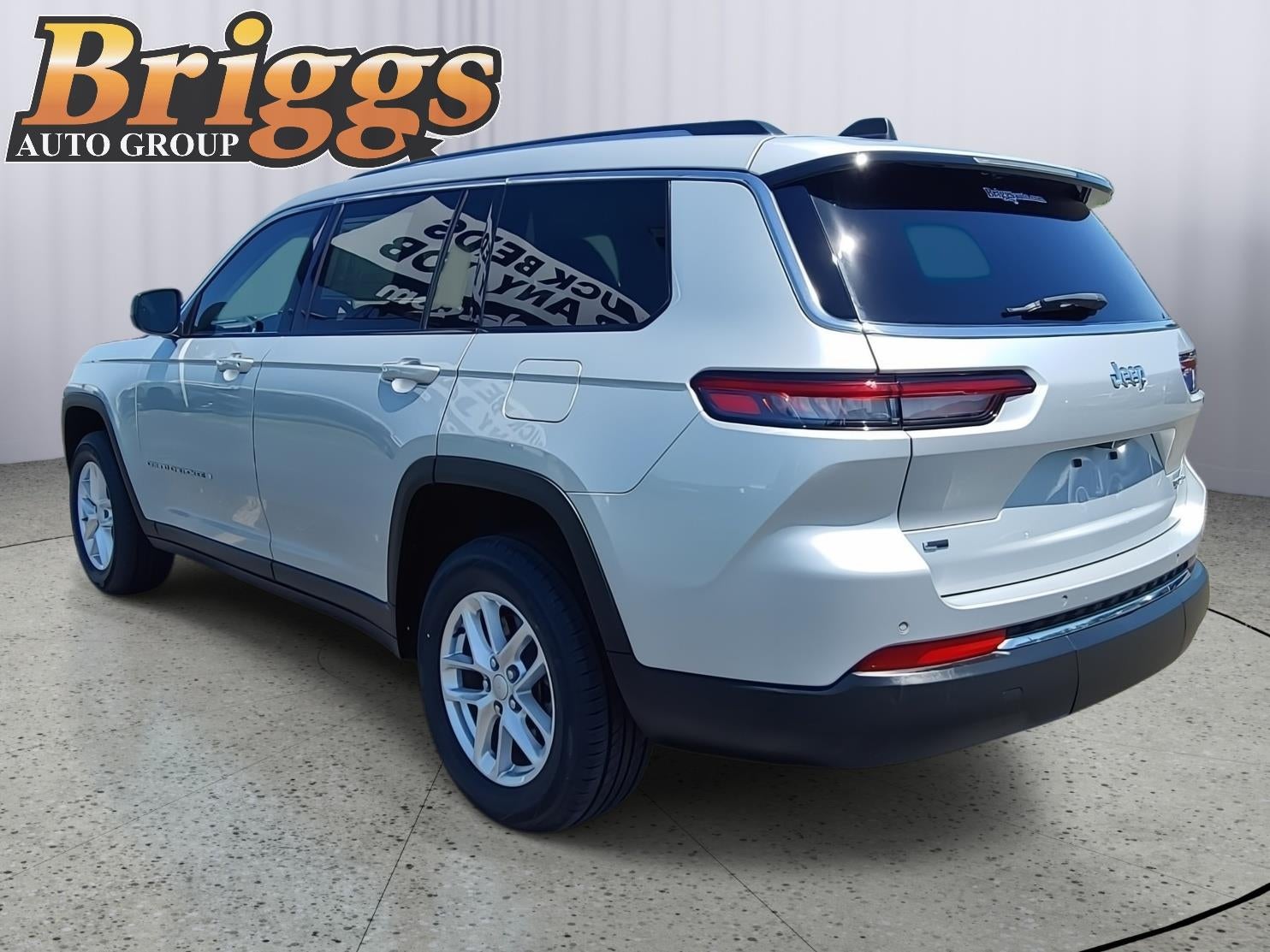 2023 Jeep Grand Cherokee L Laredo