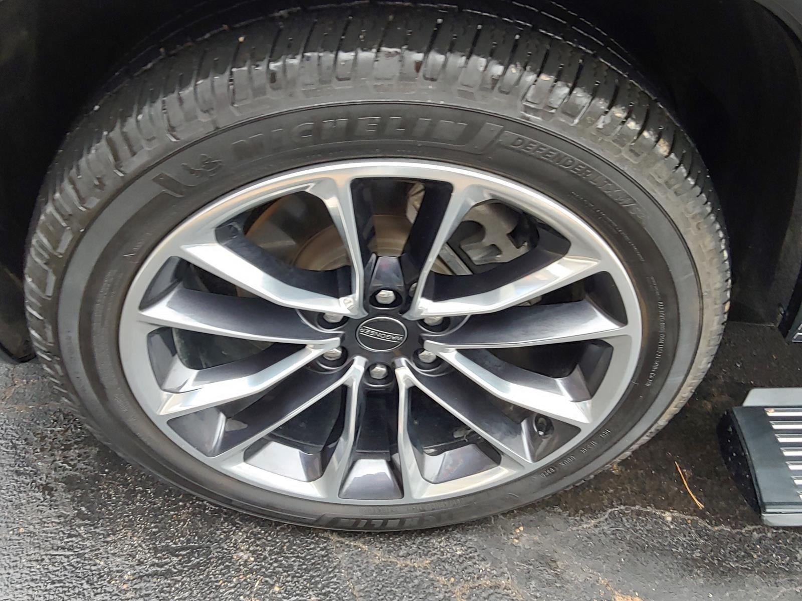 2022 Jeep Wagoneer Series III