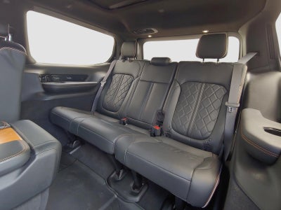 2022 Jeep Grand Wagoneer Series III