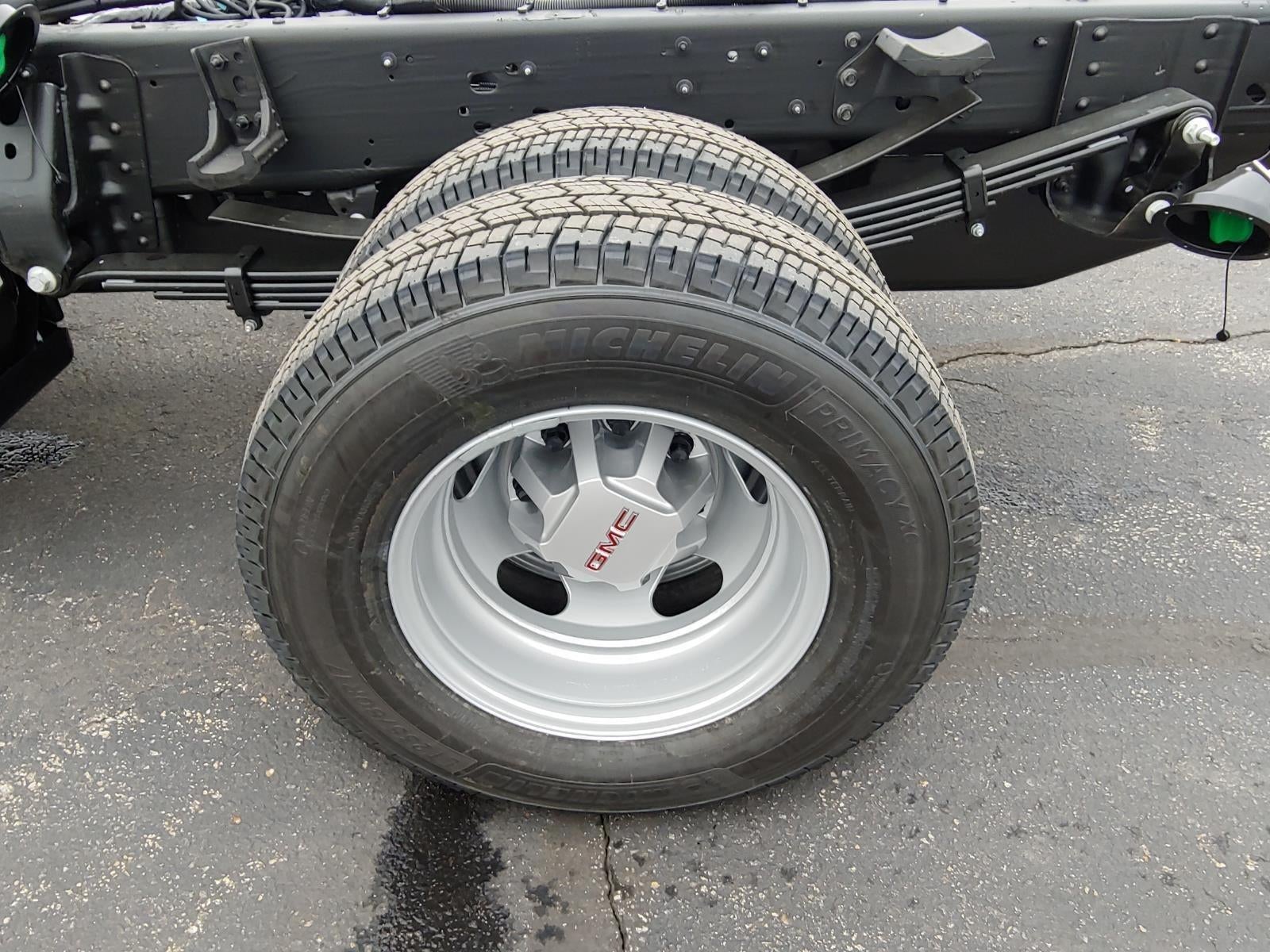 2026 GMC Sierra 3500 HD Chassis Cab Pro