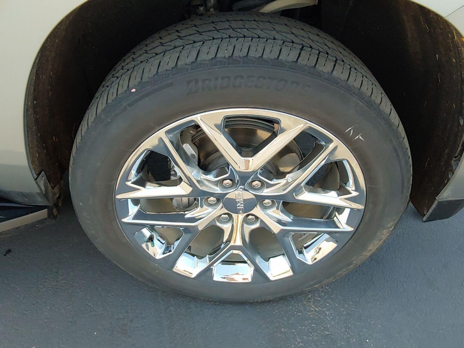 2024 GMC Yukon SLT