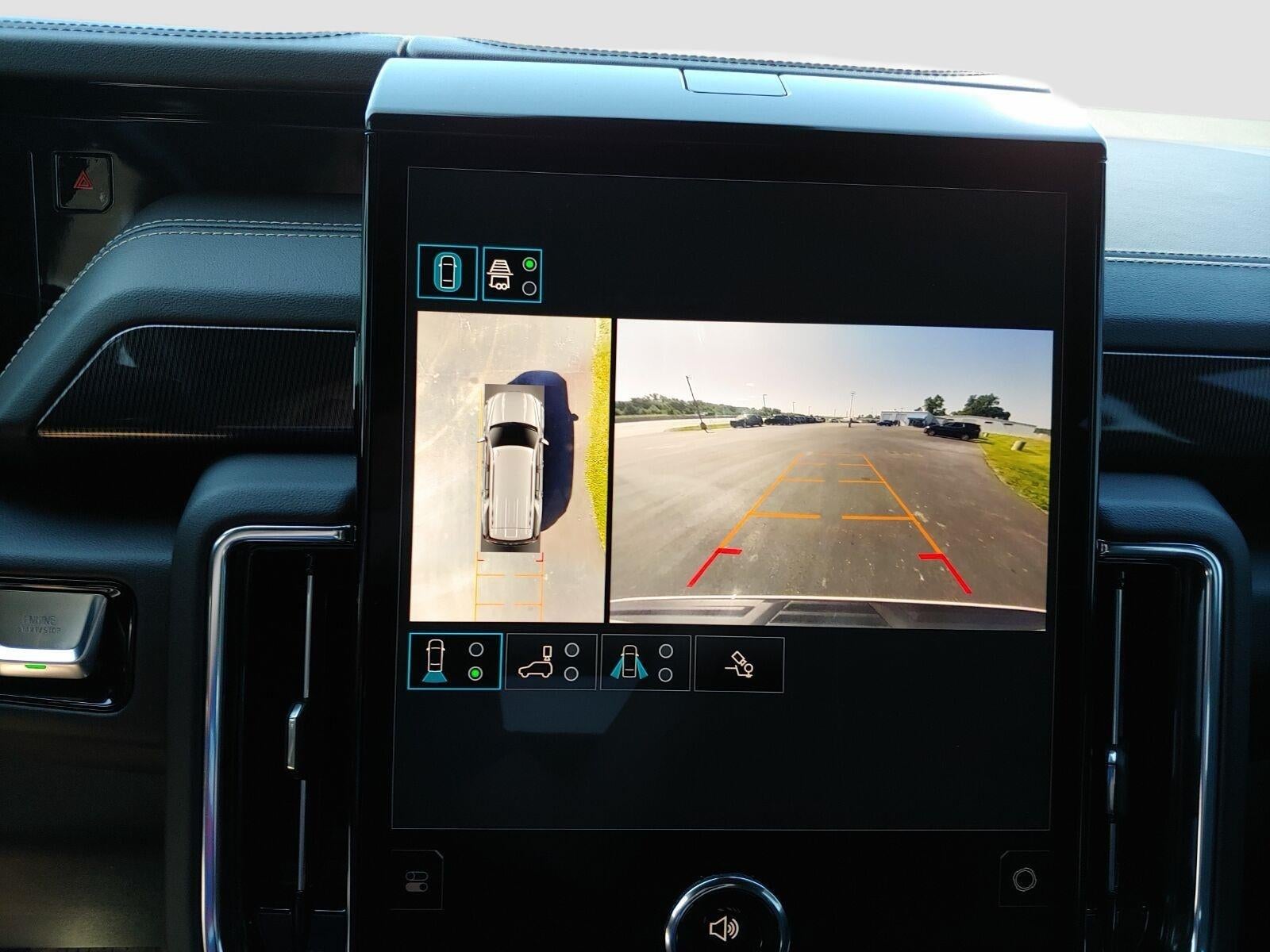 2025 GMC Yukon Elevation