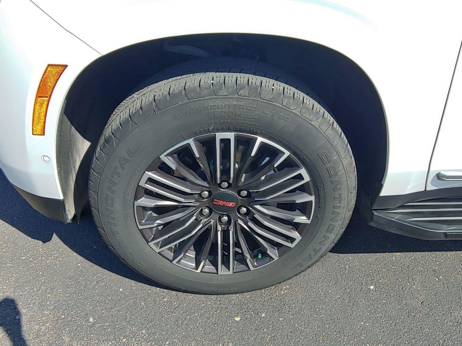 2025 GMC Yukon Elevation