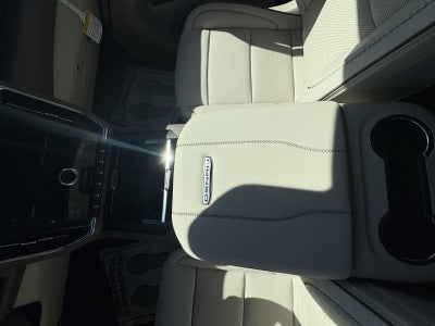 2027 GMC Yukon XL Denali