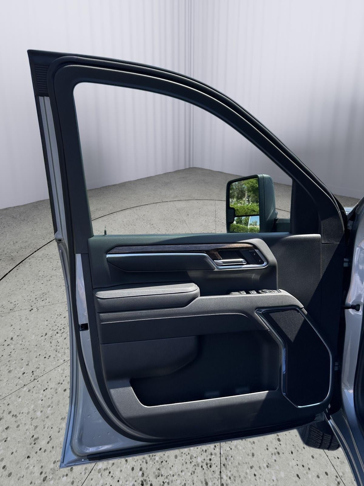 2025 GMC Sierra 3500 HD SLE