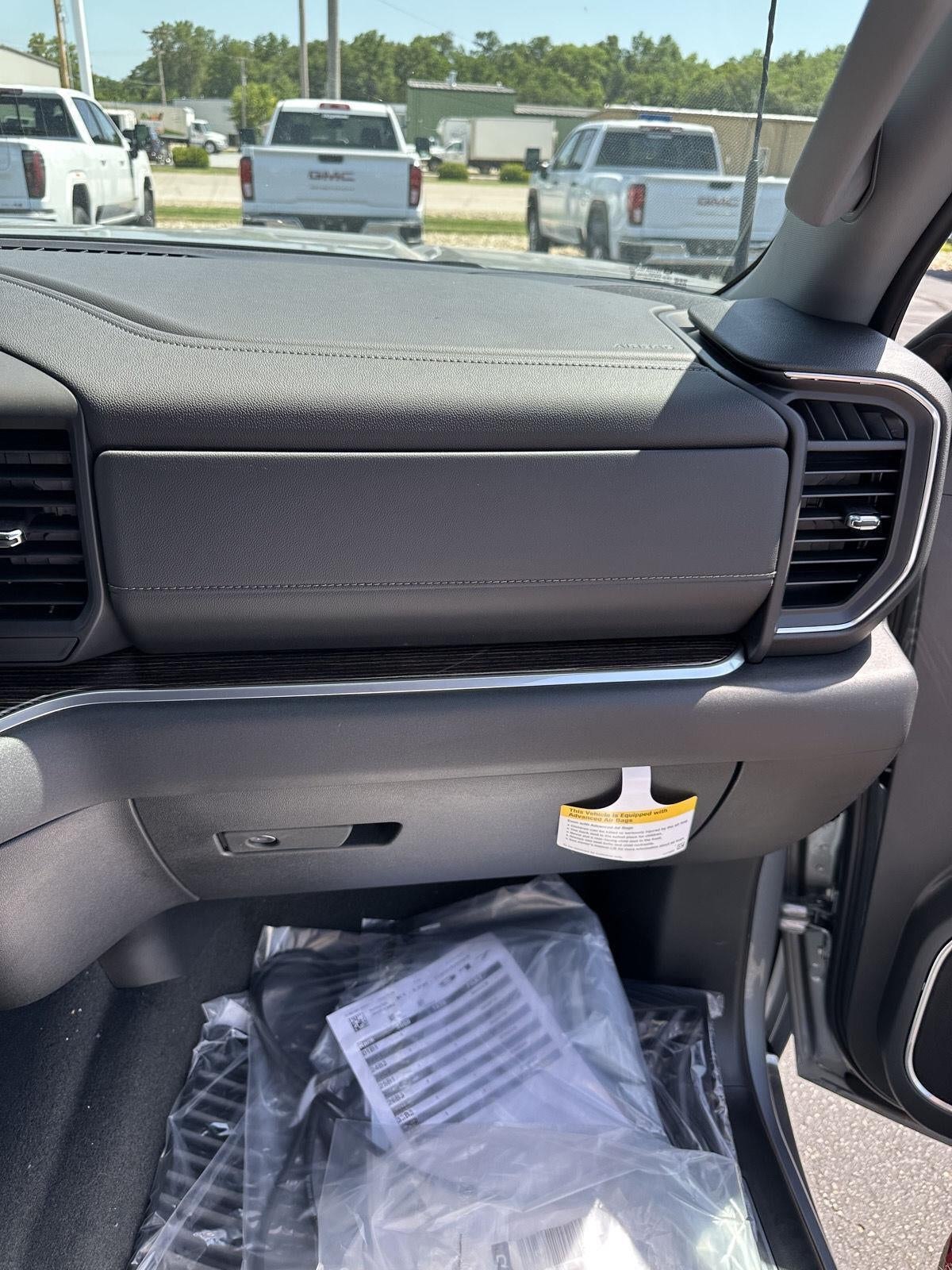 2025 GMC Sierra 3500 HD SLE