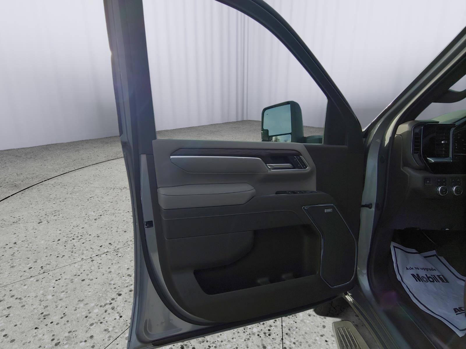 2026 GMC Sierra 3500 HD SLT