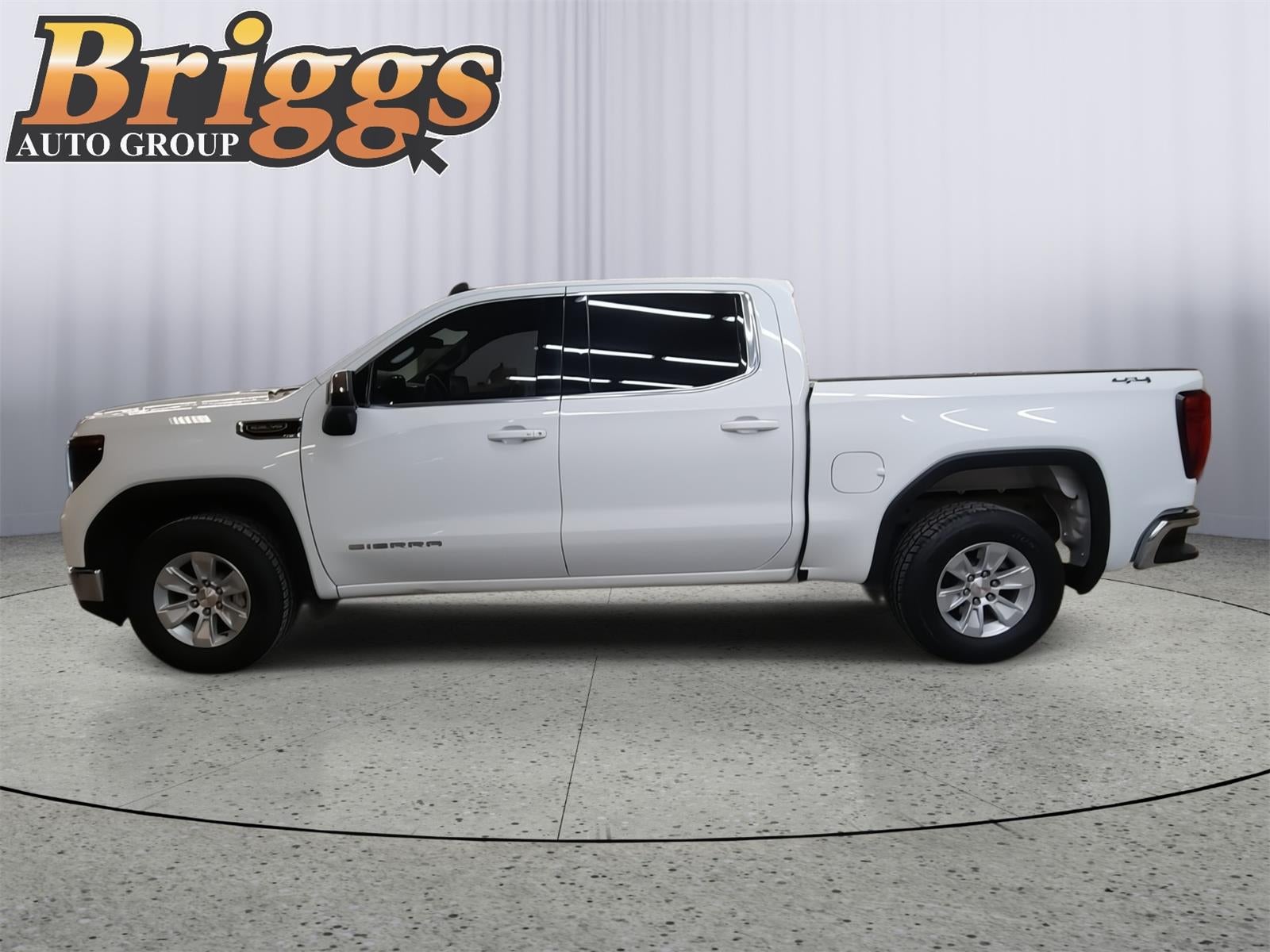 2023 GMC Sierra 1500 SLE