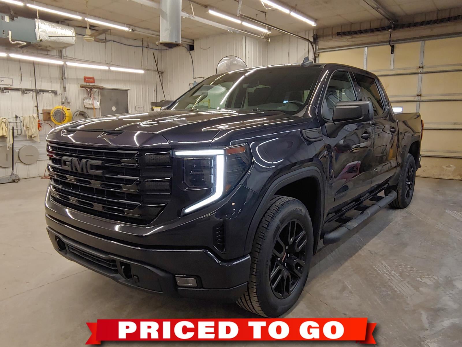 2023 GMC Sierra 1500 Elevation