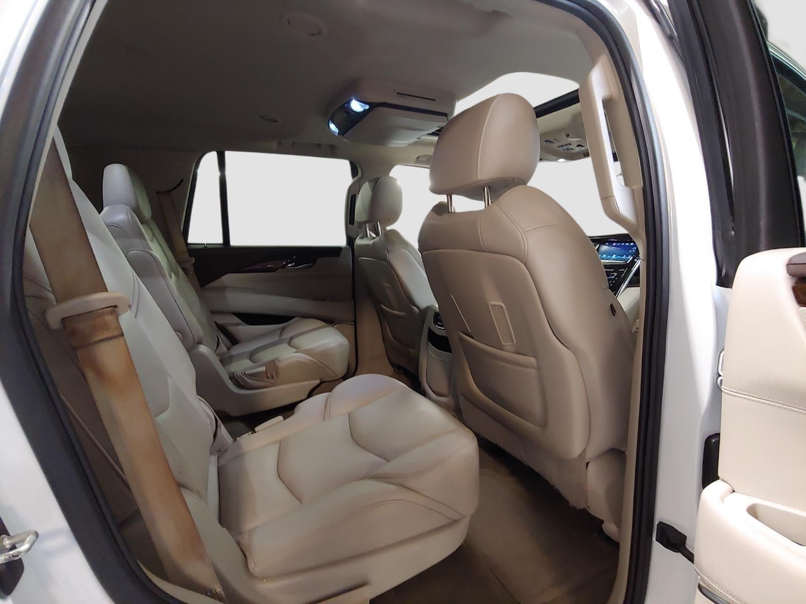 2016 Cadillac Escalade Luxury Collection