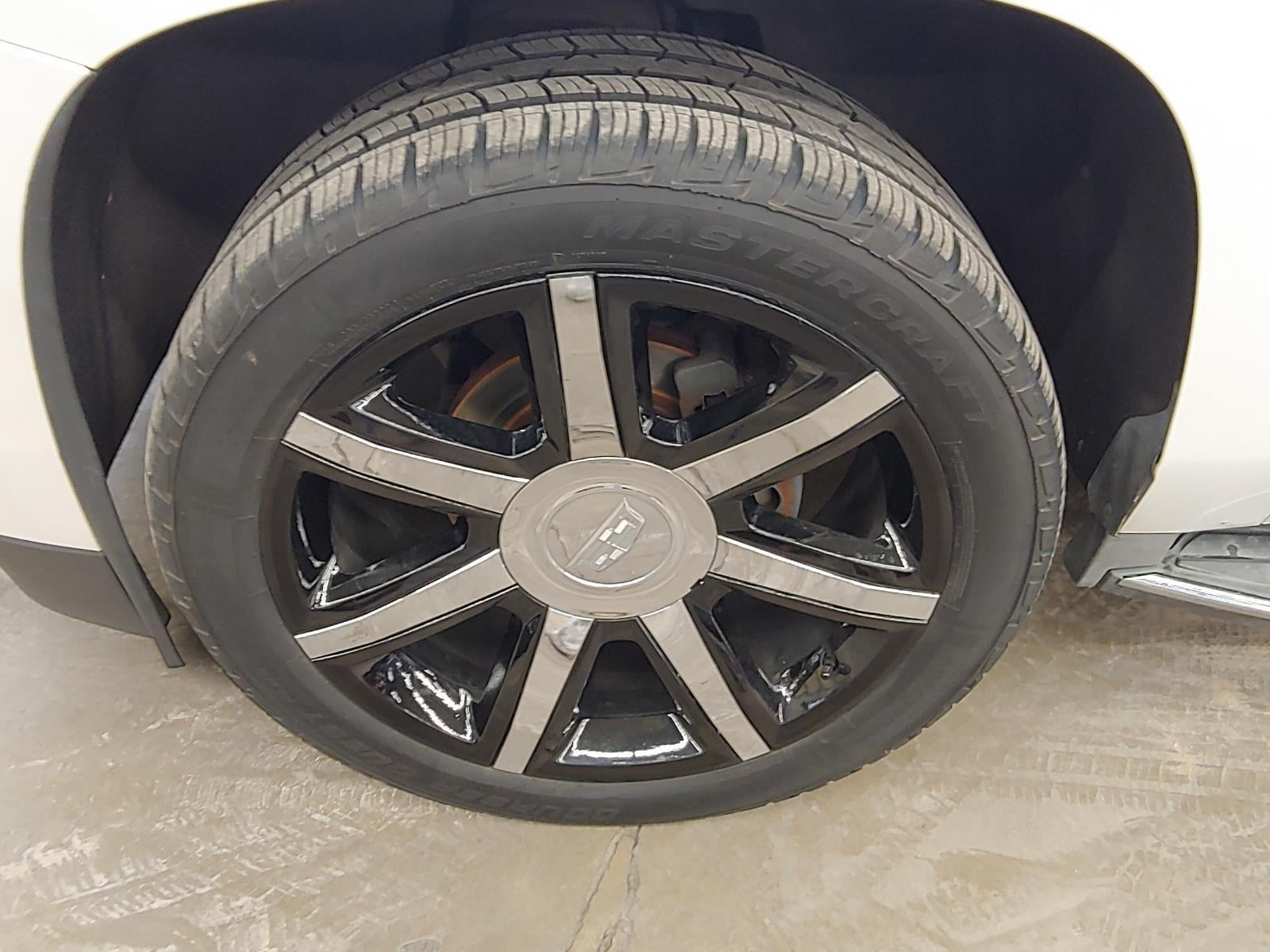 2016 Cadillac Escalade Luxury Collection