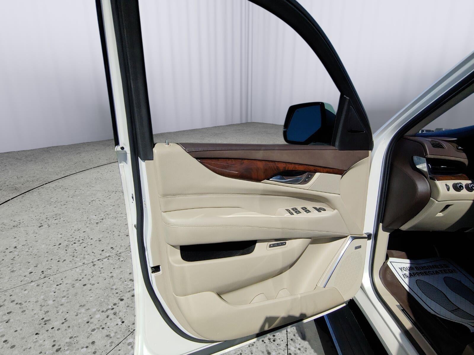 2017 Cadillac Escalade Premium Luxury