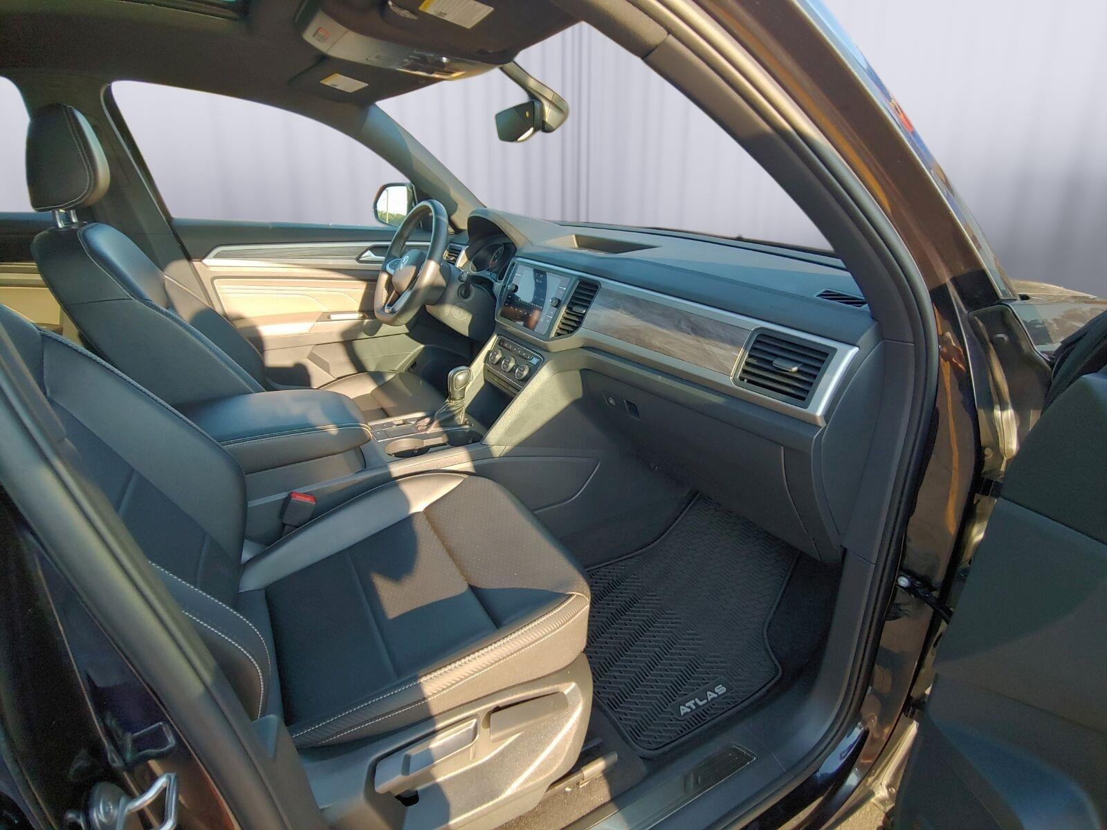 2021 Volkswagen Atlas Cross Sport 2.0T SE w/Technology