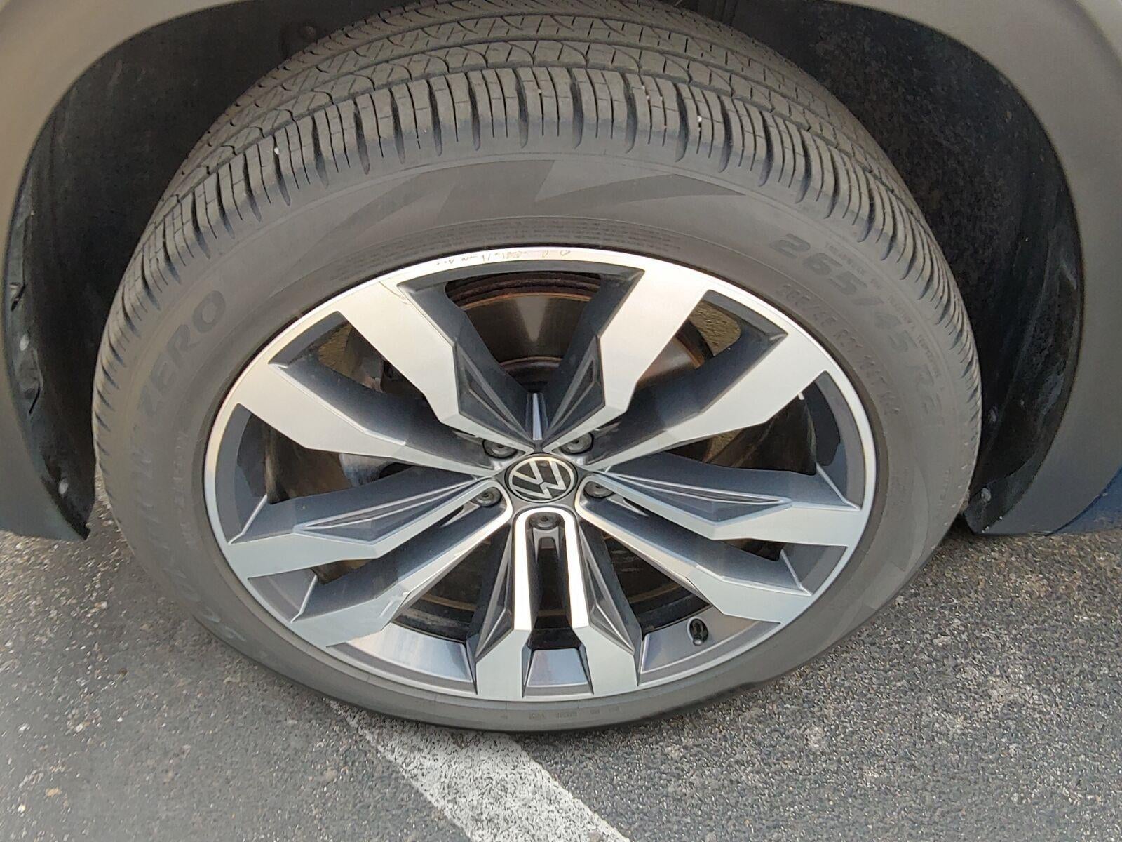 2021 Volkswagen Atlas 3.6L V6 SEL R-Line