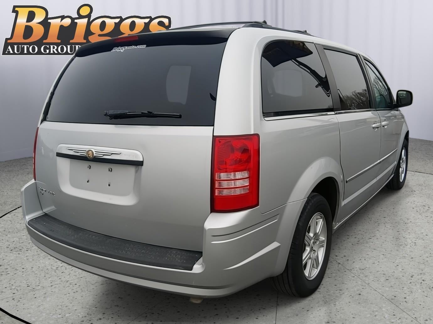2010 Chrysler Town & Country Touring