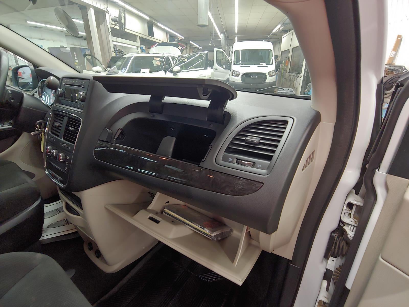 2016 Dodge Grand Caravan American Value Pkg