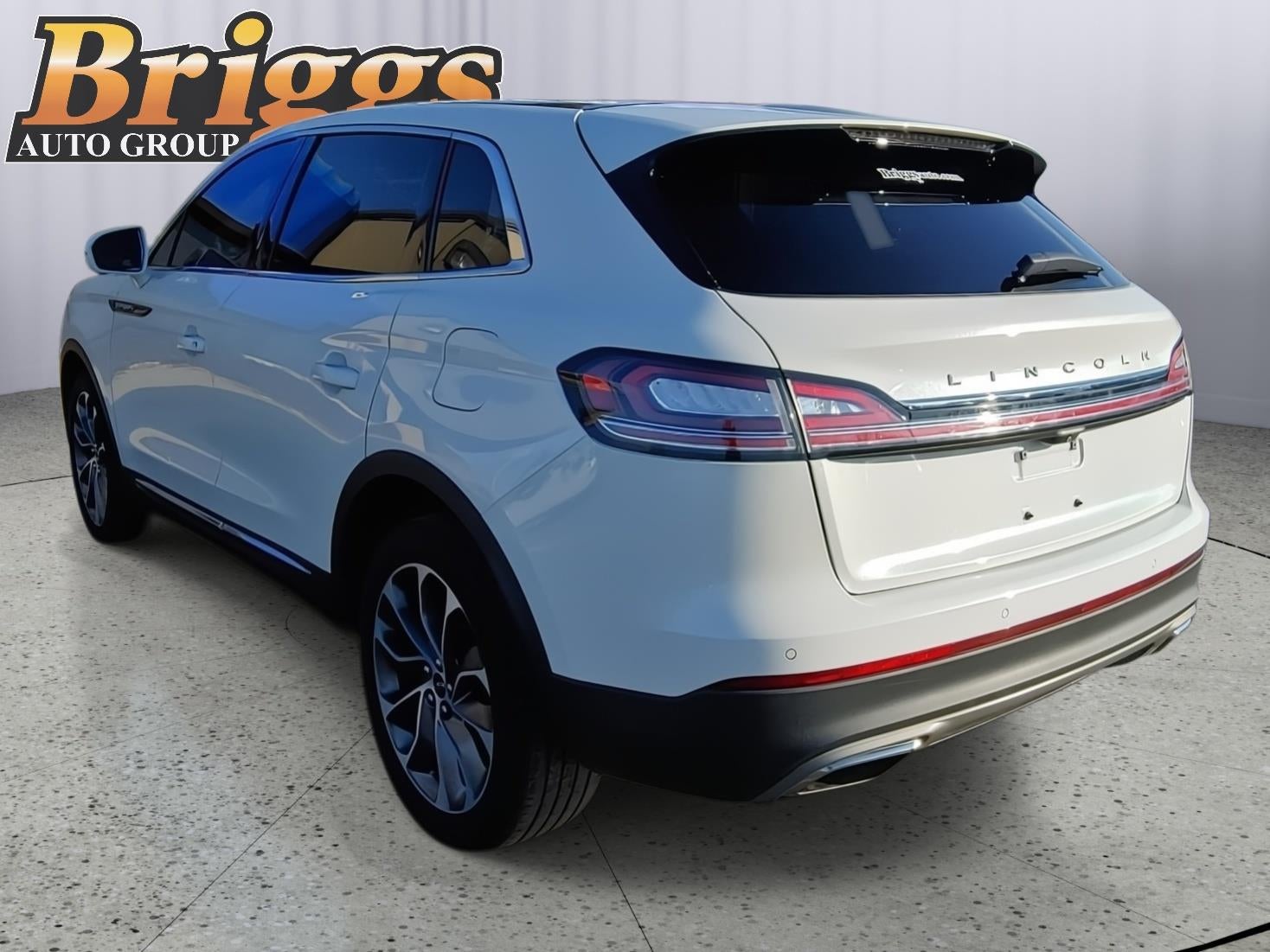 2022 Lincoln Nautilus Reserve