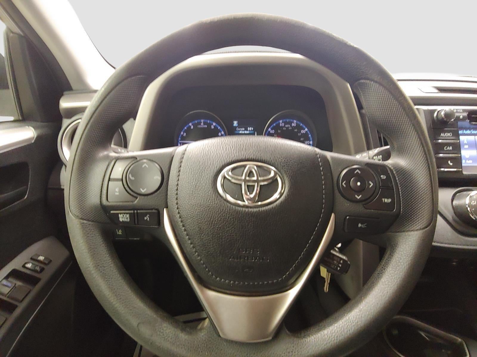 2017 Toyota RAV4 LE