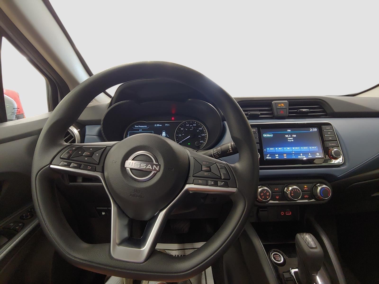 2025 Nissan Versa SV