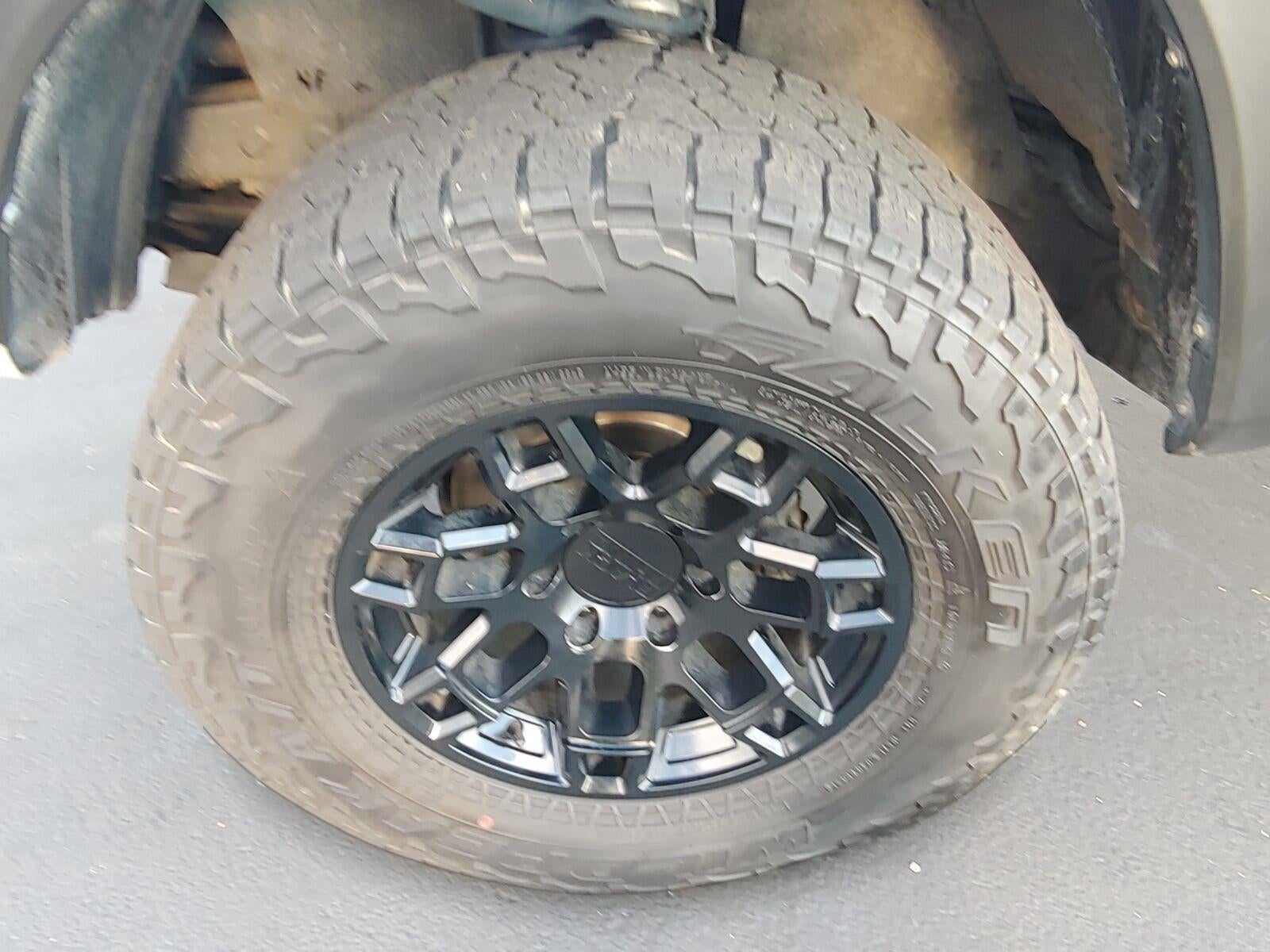 2022 Toyota Tacoma 4WD SR5