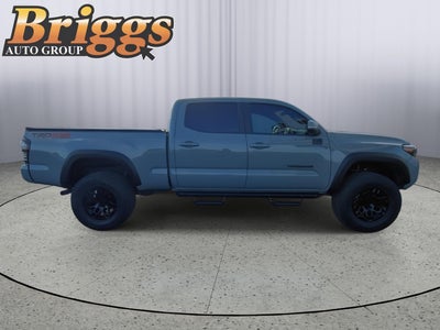 2022 Toyota Tacoma 4WD SR5