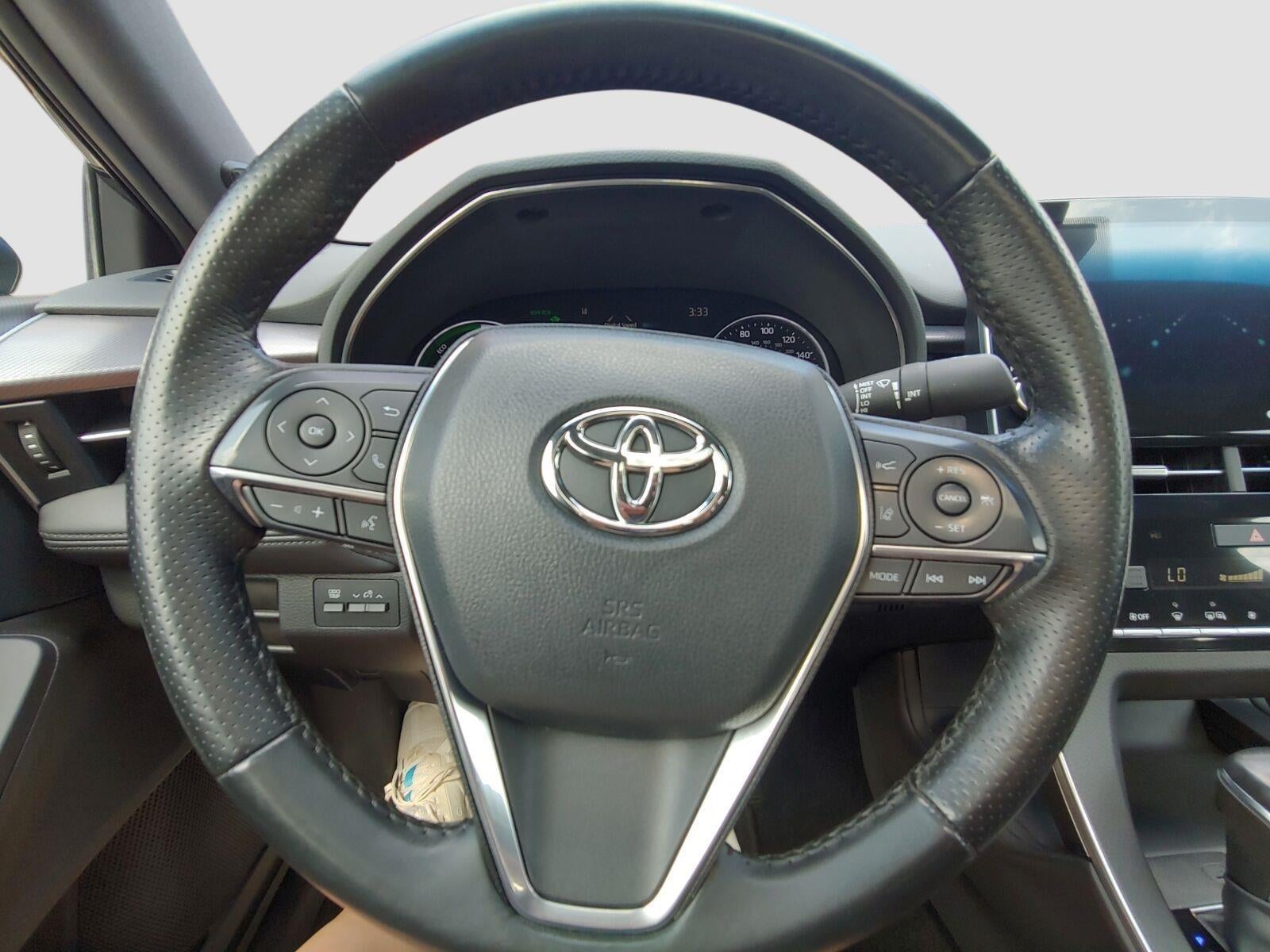 2020 Toyota Avalon Hybrid XSE