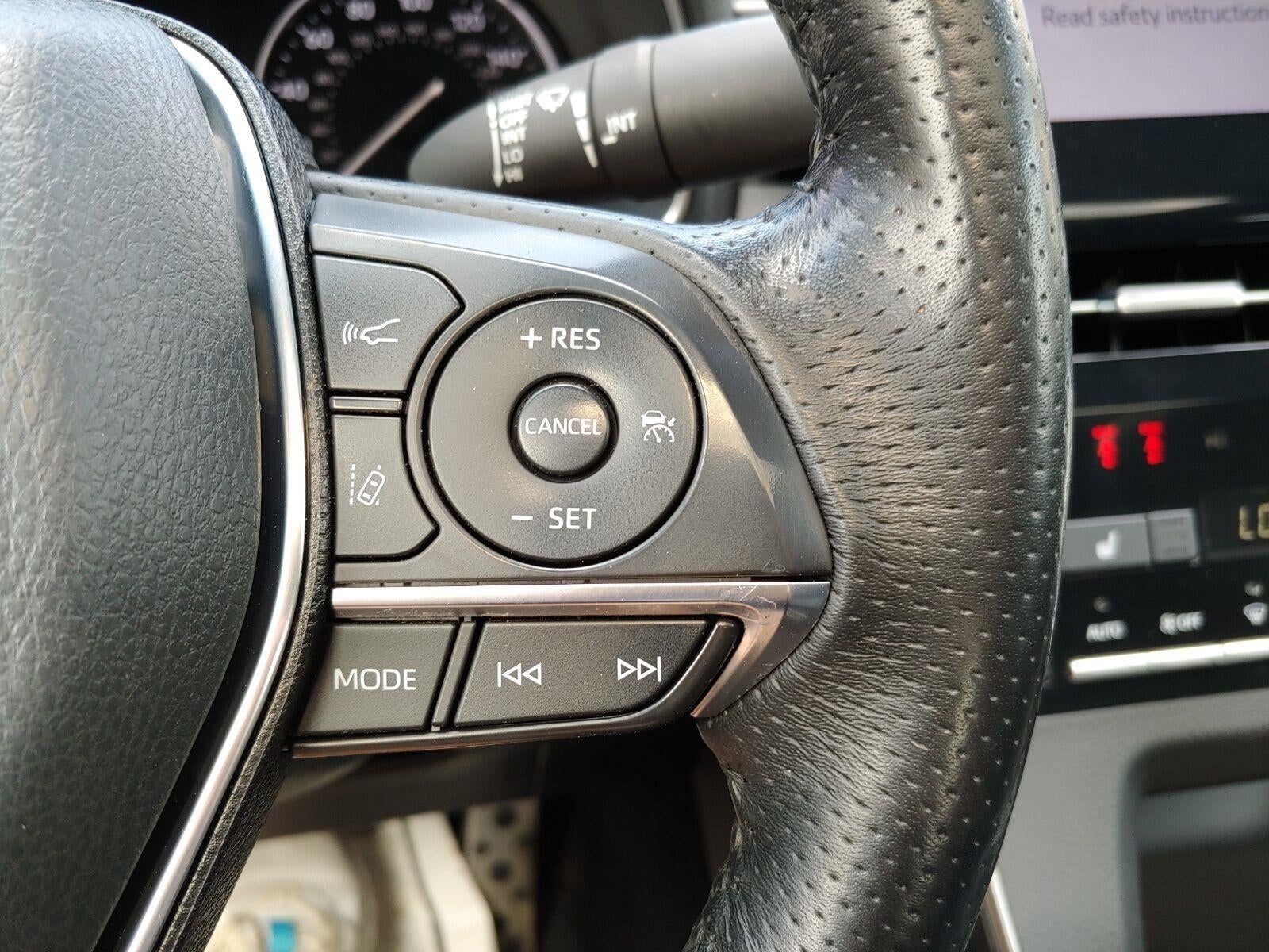 2020 Toyota Avalon Hybrid XSE