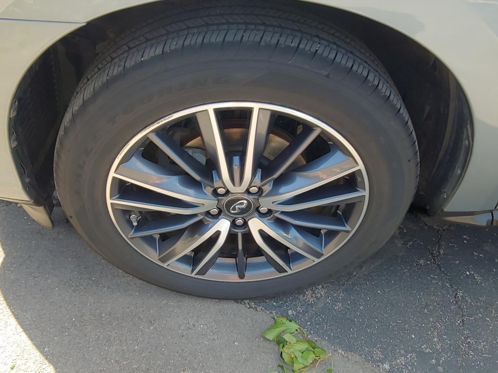 2019 INFINITI QX60 LUXE
