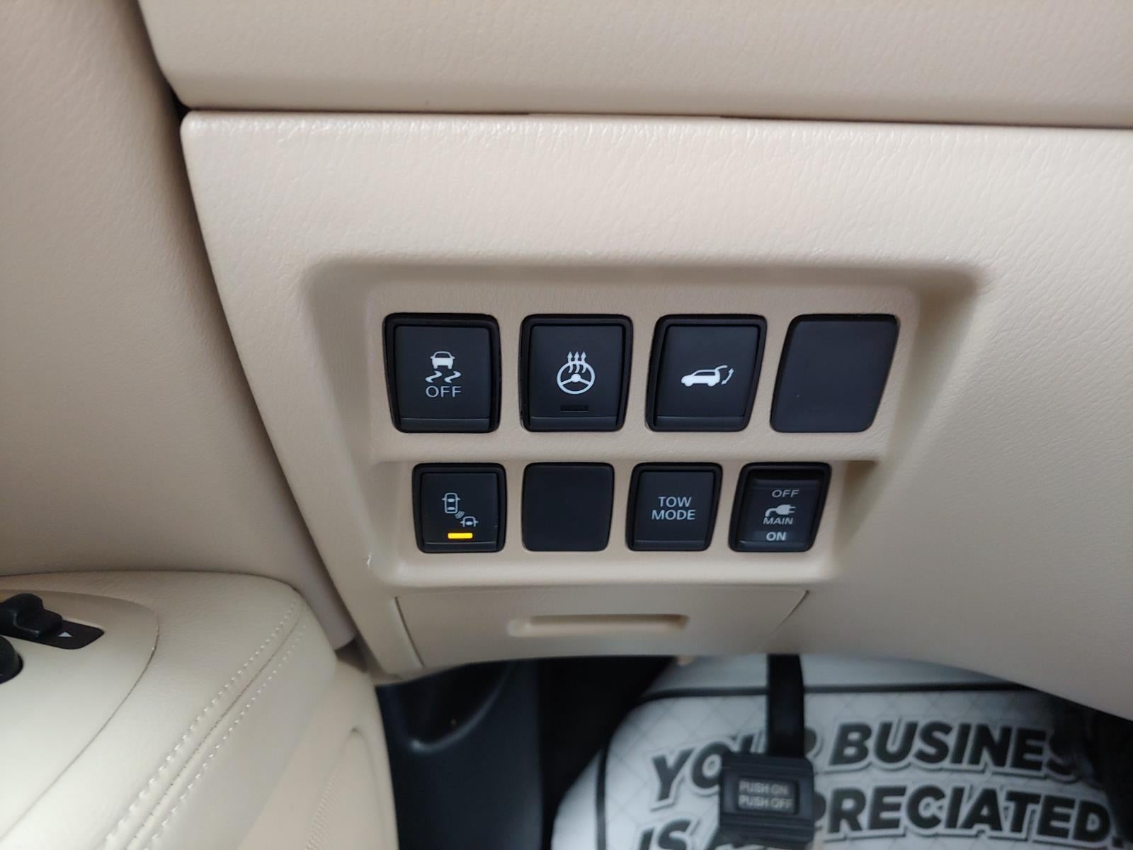 2020 Nissan Pathfinder SL