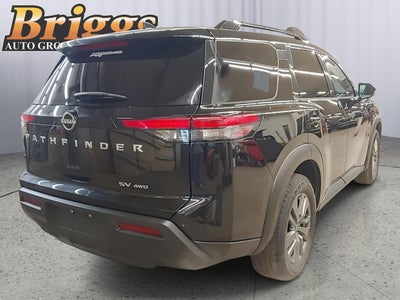 2024 Nissan Pathfinder SV