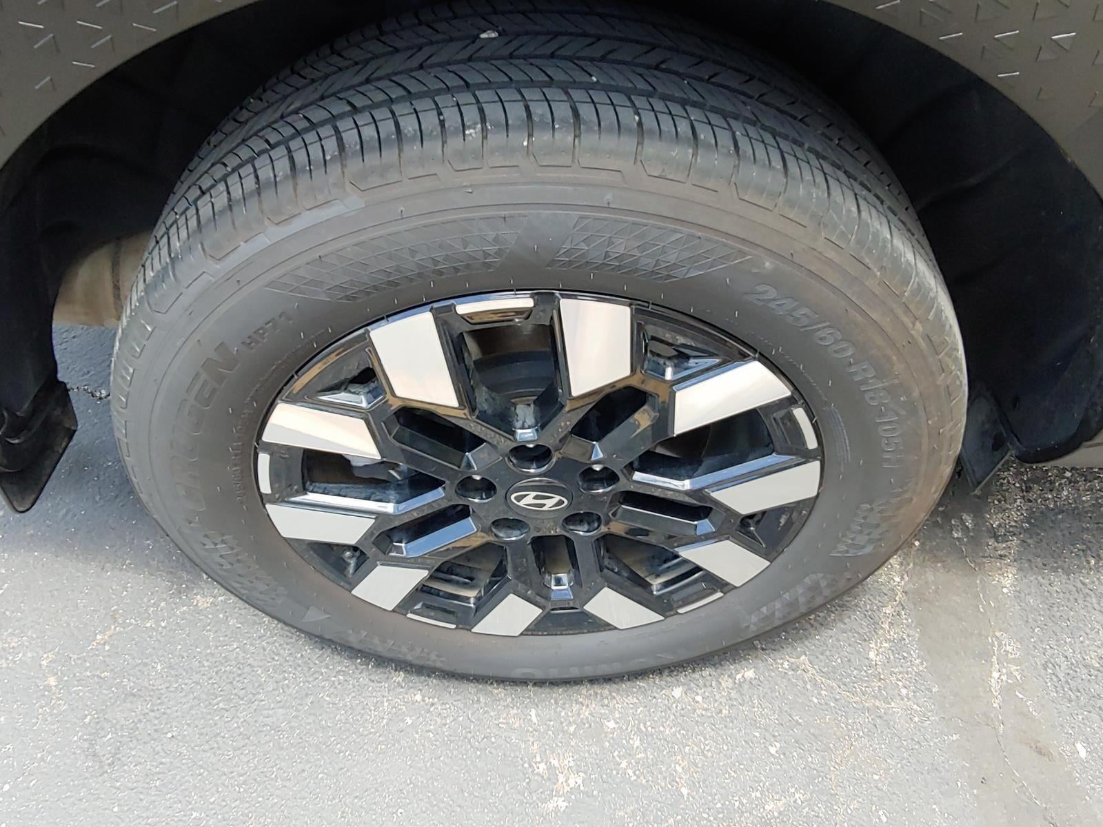 2025 Hyundai Santa Cruz SEL Activity