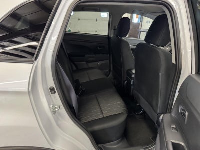 2024 Mitsubishi Outlander Sport S