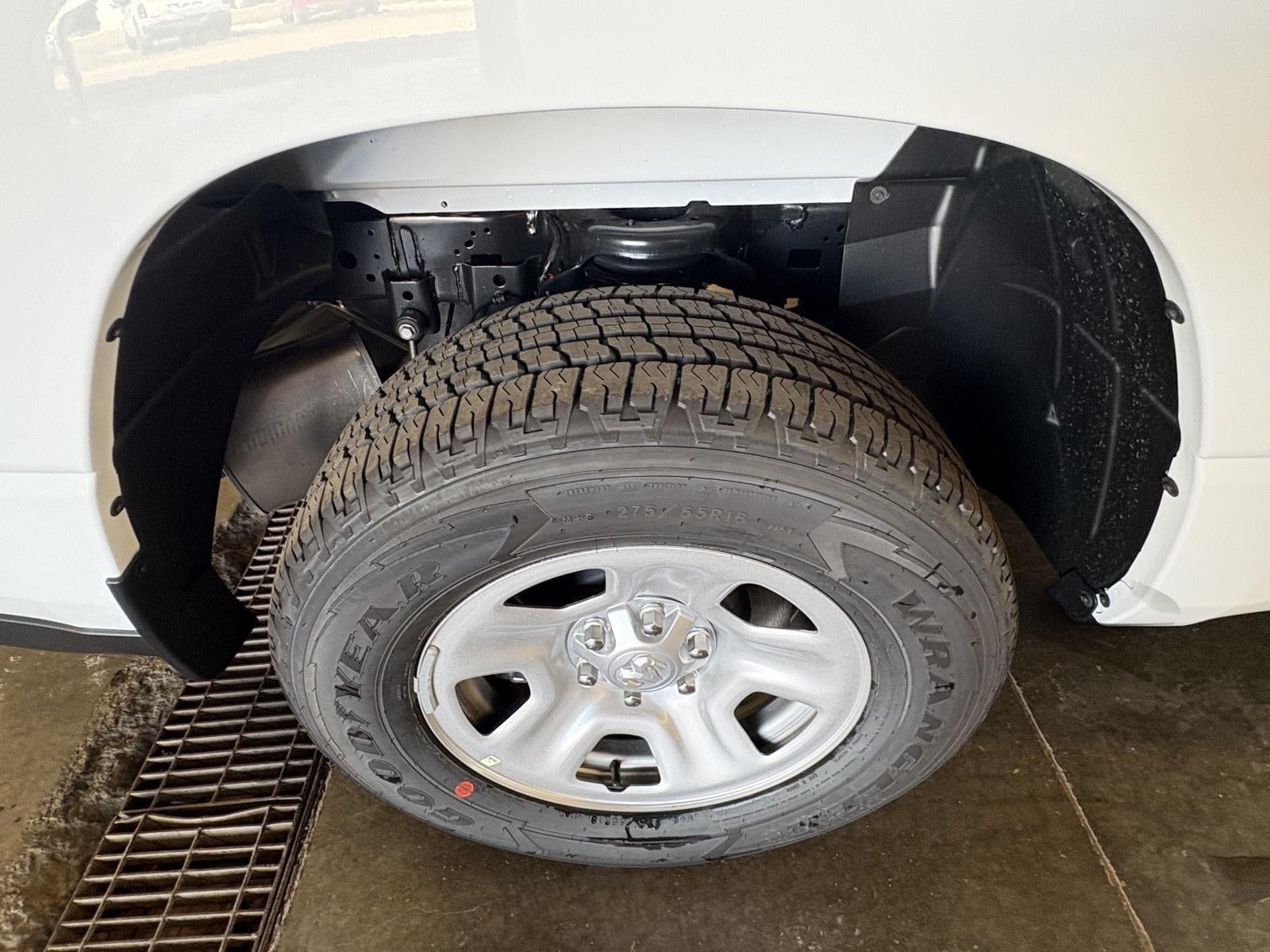 2026 RAM 1500 Tradesman Quad Cab 4x4 6'4' Box