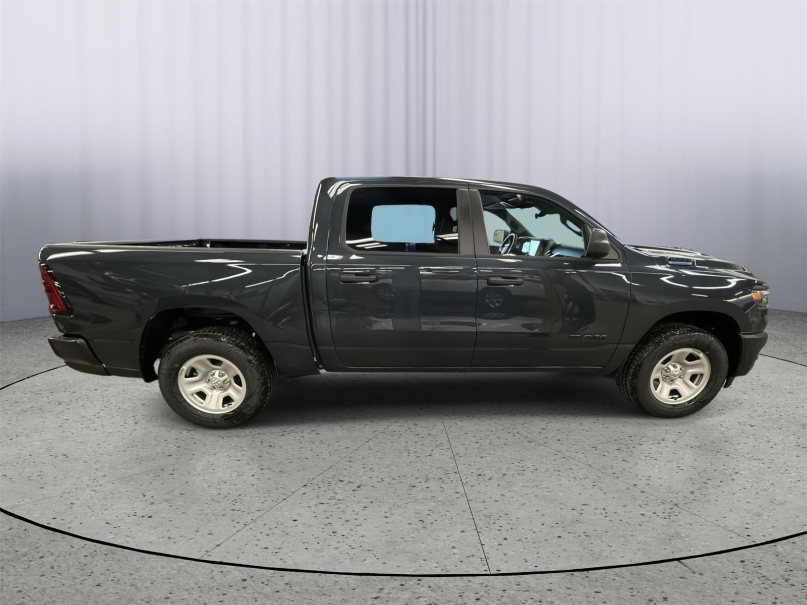 2026 RAM 1500 Tradesman Crew Cab 4x4 5'7' Box