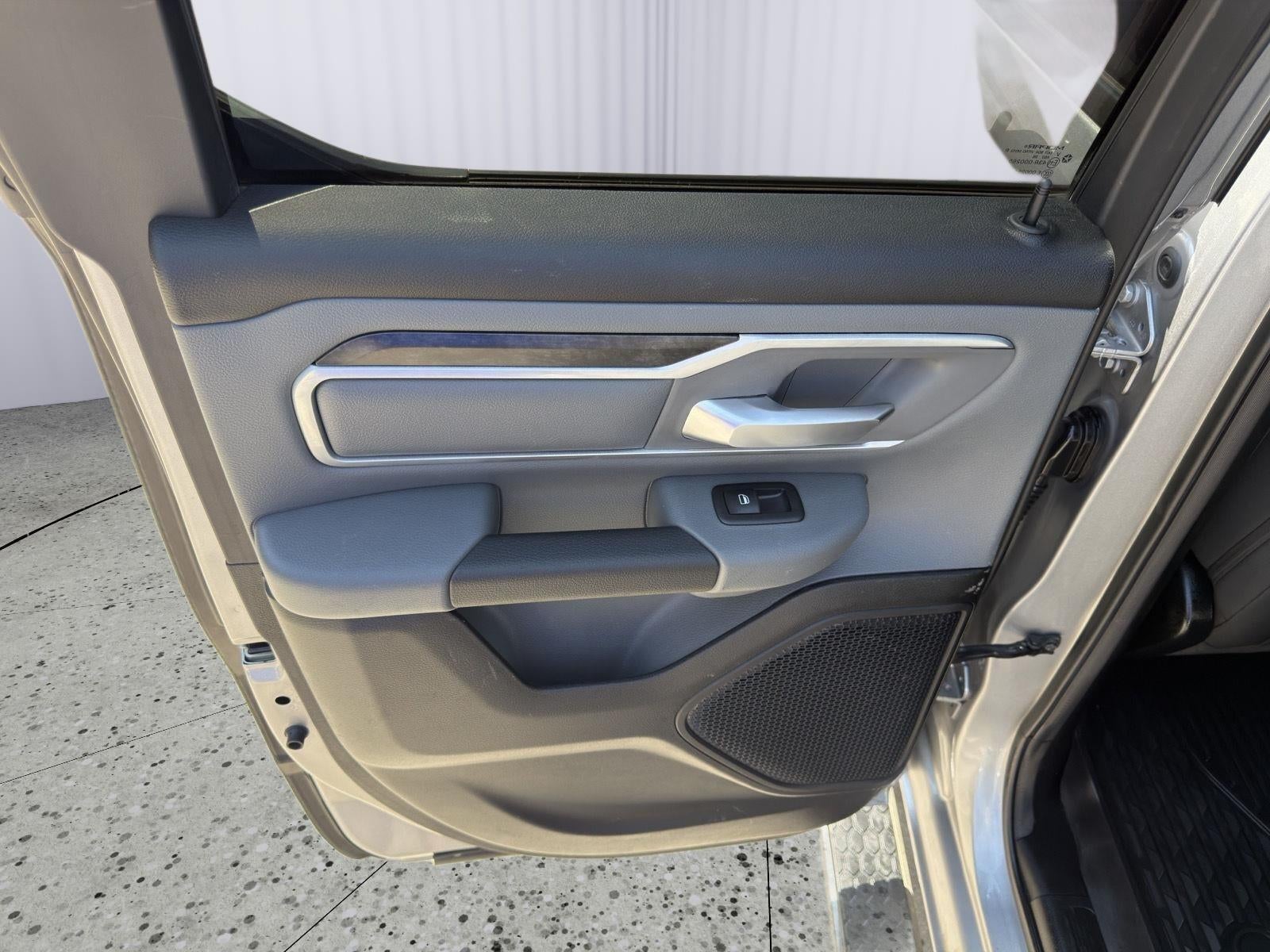 2023 RAM 1500 Big Horn Quad Cab 4x4 6'4' Box
