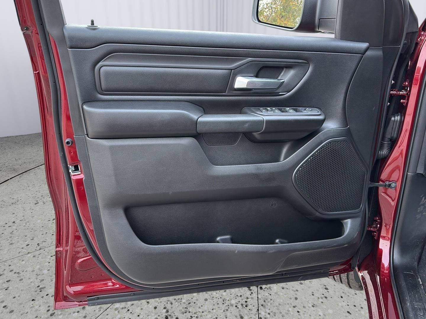 2026 RAM Ram 1500 RAM 1500 TRADESMAN CREW CAB 4X4 5'7' BOX