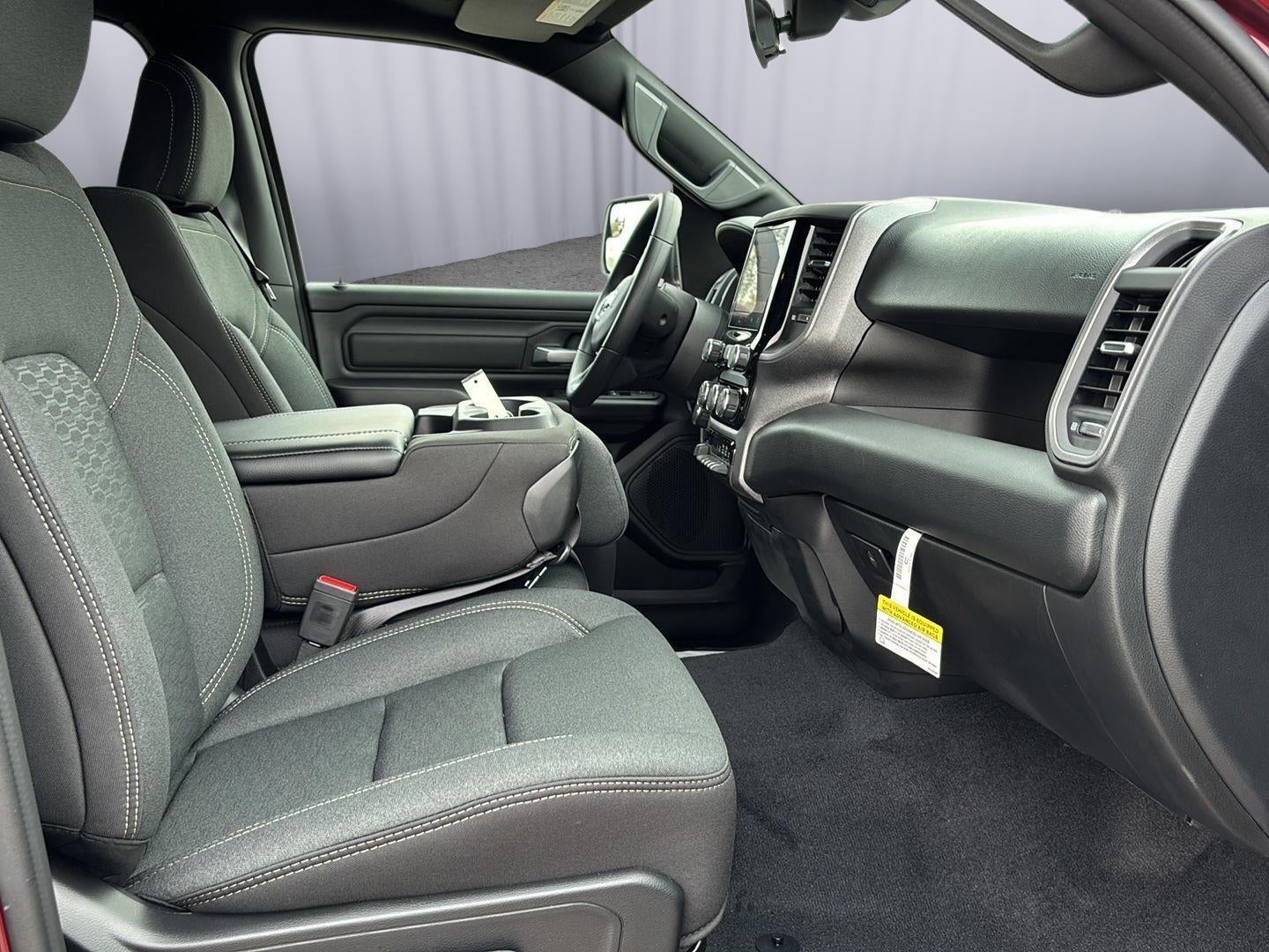 2026 RAM Ram 1500 RAM 1500 TRADESMAN CREW CAB 4X4 5'7' BOX