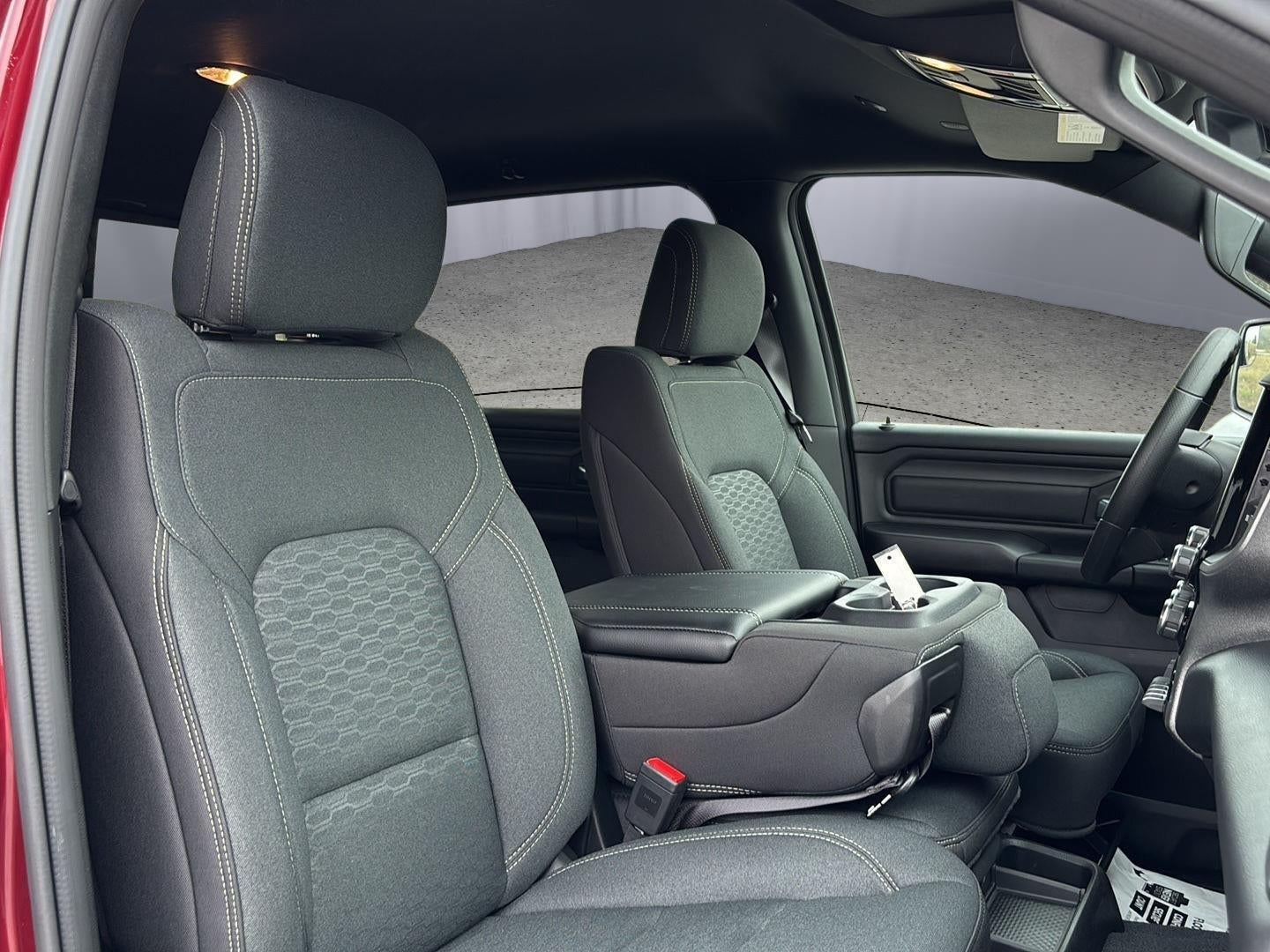 2026 RAM Ram 1500 RAM 1500 TRADESMAN CREW CAB 4X4 5'7' BOX