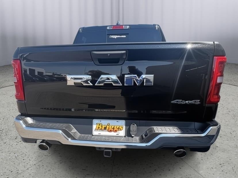 2026 RAM 1500 Tradesman Crew Cab 4x4 5'7' Box