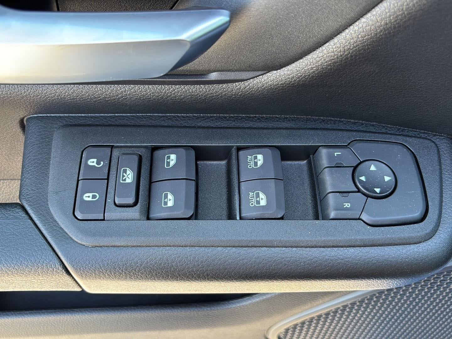 2026 RAM Ram 1500 RAM 1500 TRADESMAN CREW CAB 4X4 5'7' BOX