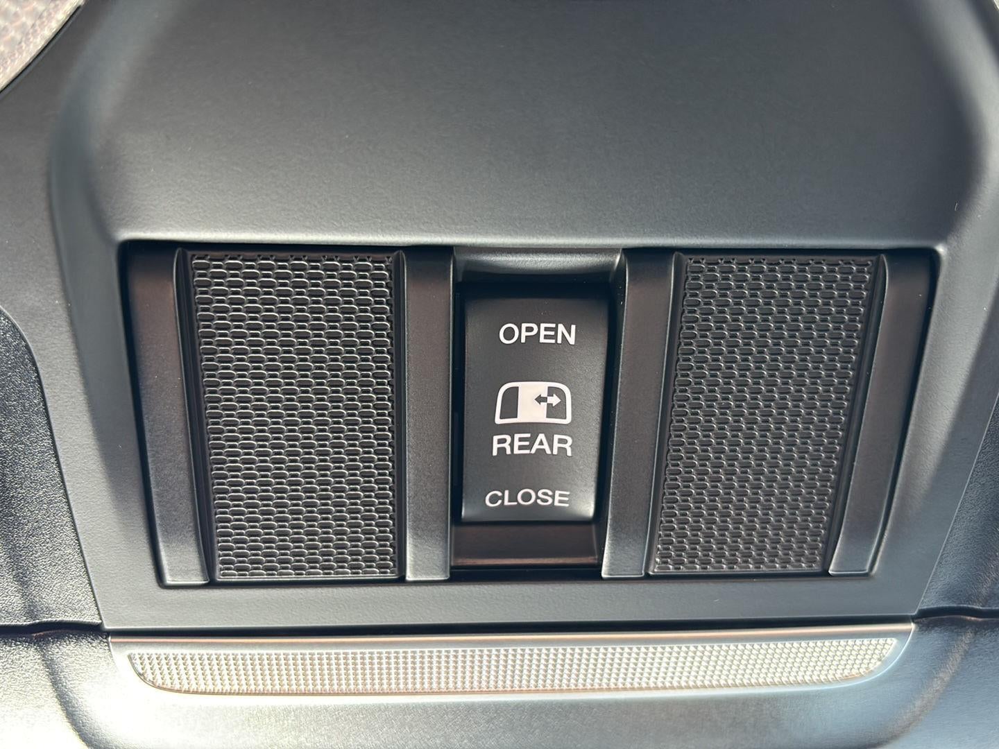 2026 RAM Ram 1500 RAM 1500 TRADESMAN CREW CAB 4X4 5'7' BOX