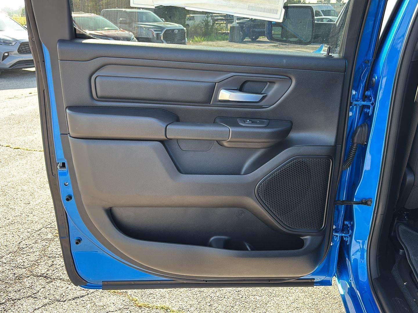 2026 RAM Ram 1500 RAM 1500 TRADESMAN CREW CAB 4X4 5'7' BOX