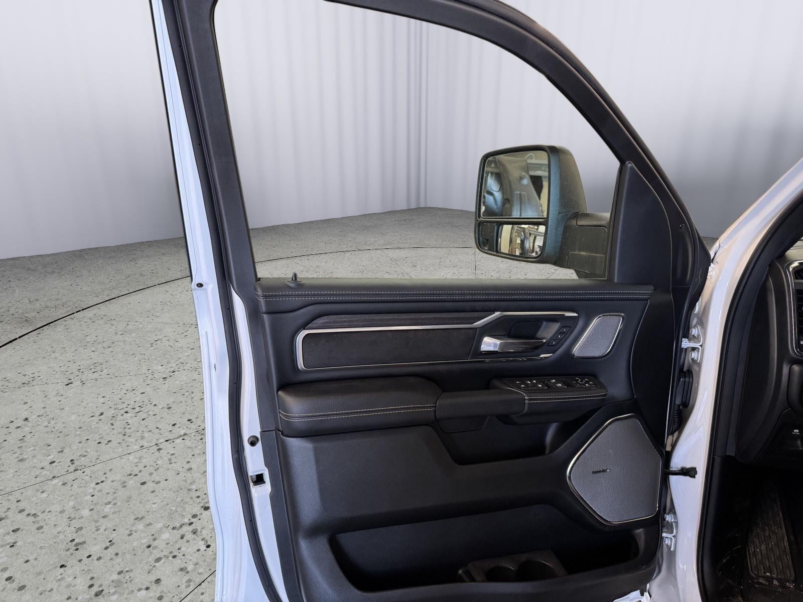 2026 RAM 1500 RAM 1500 LARAMIE CREW CAB 4X4 5'7' BOX