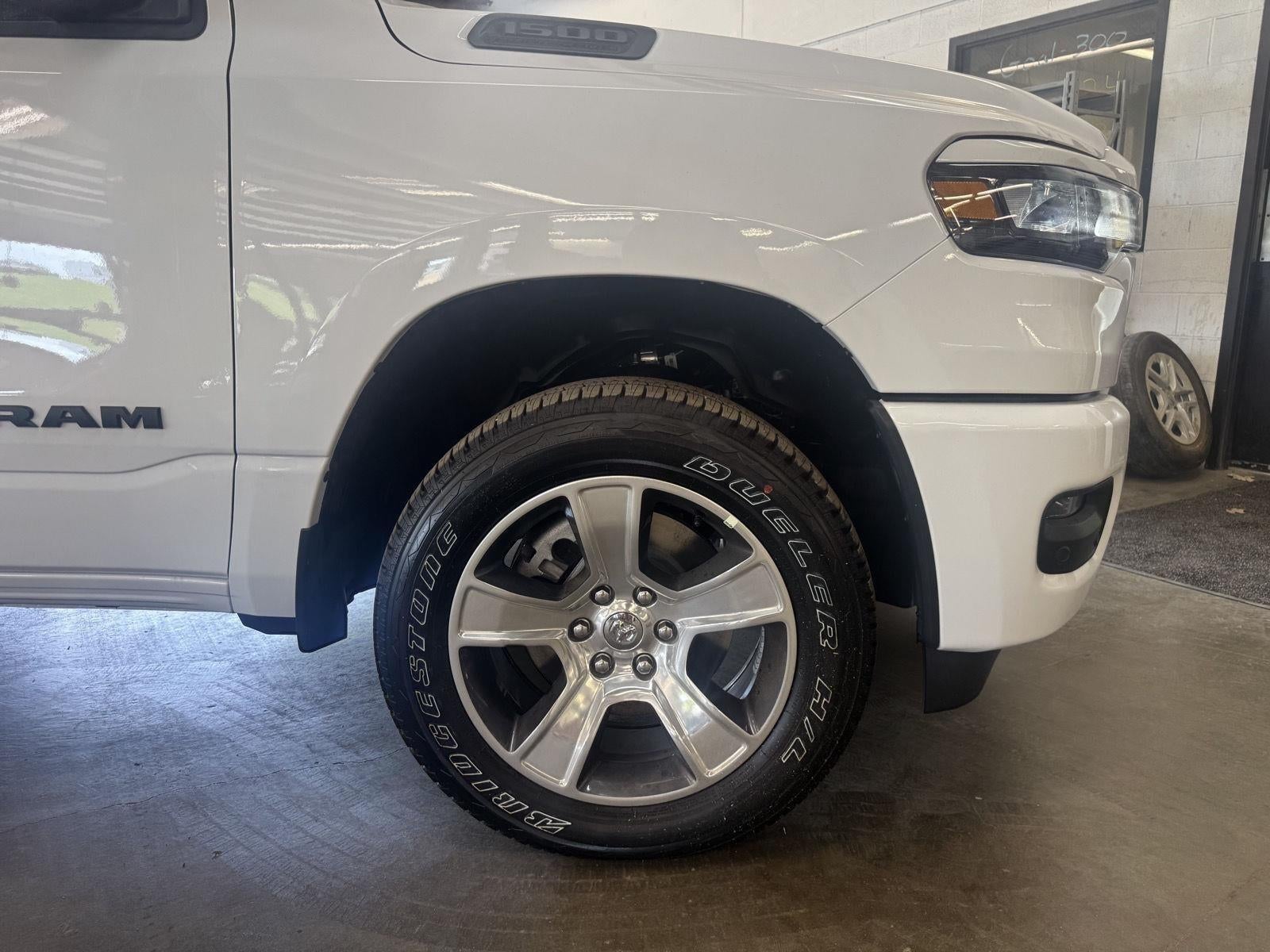 2026 RAM 1500 Express