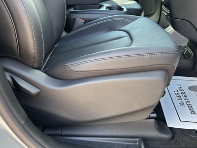 2026 Chrysler Pacifica PACIFICA SELECT