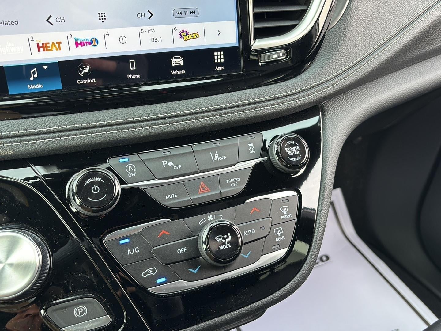 2026 Chrysler Pacifica PACIFICA SELECT