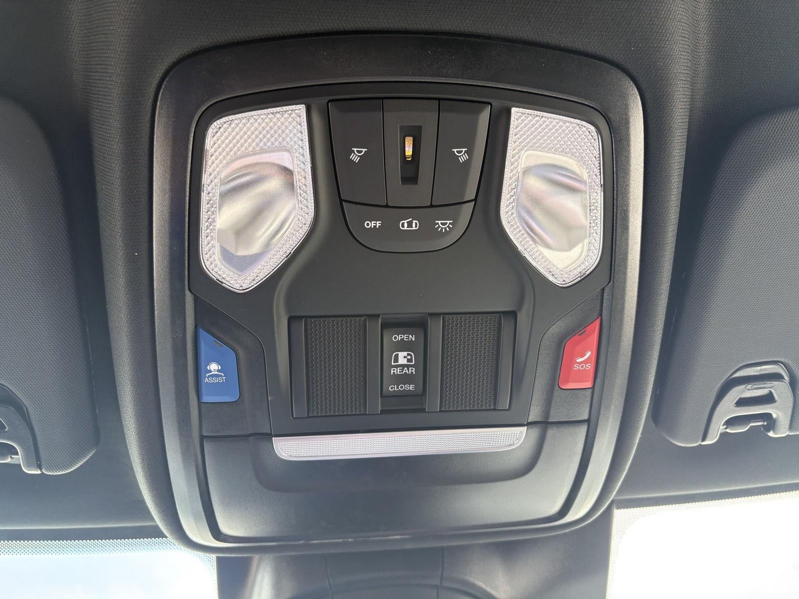 2026 RAM 2500 Black Express Crew Cab 4x4 6'4' Box