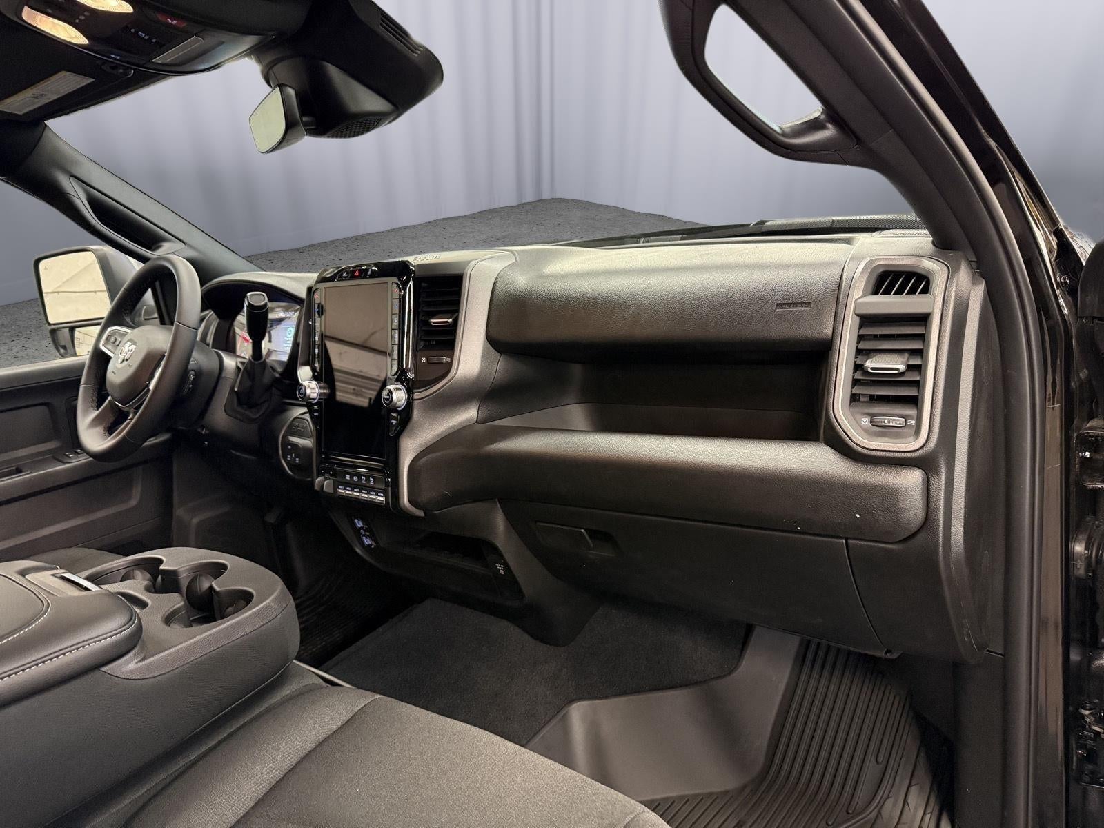 2026 RAM 2500 Tradesman Crew Cab 4x4 6'4' Box