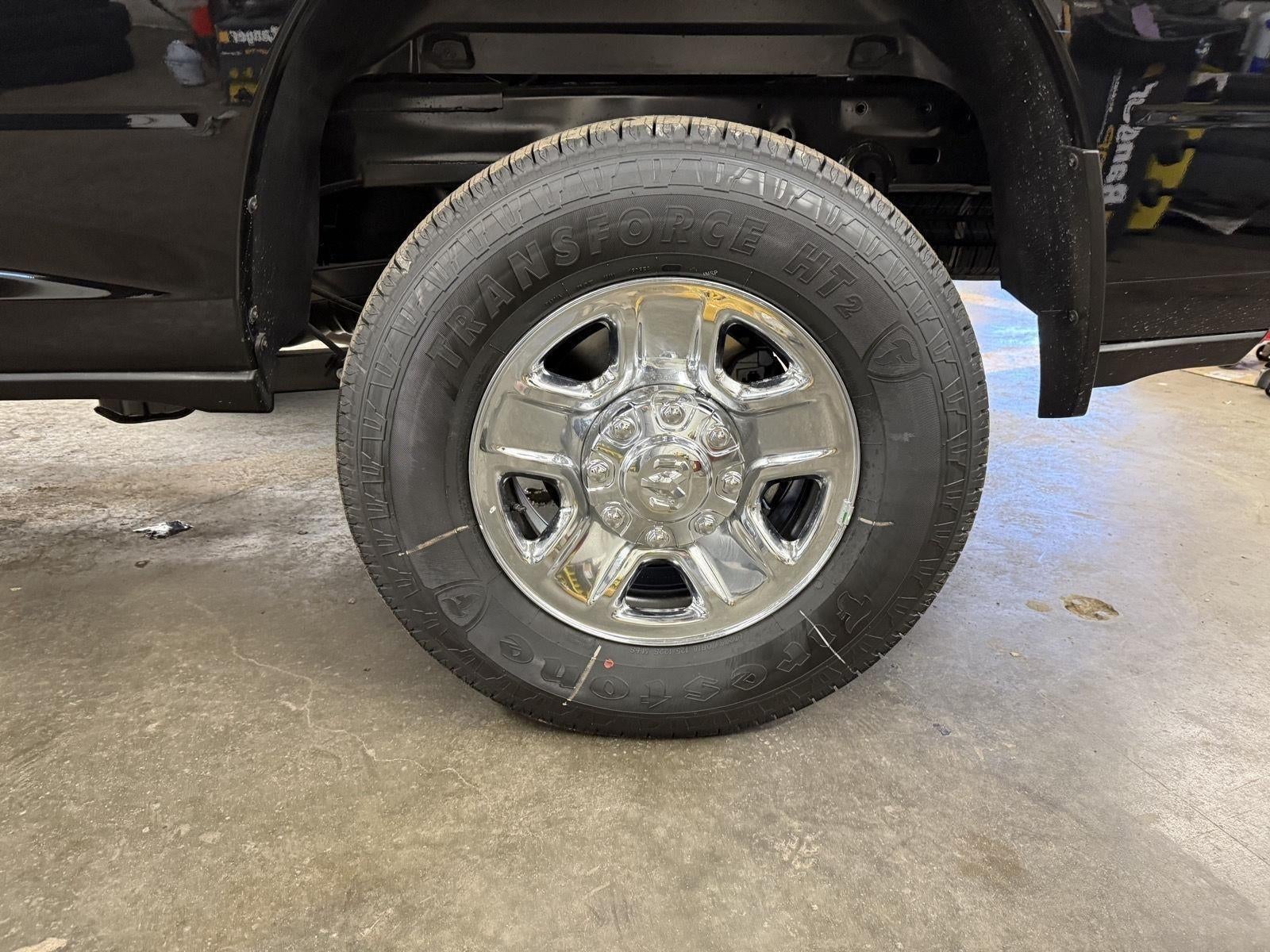2026 RAM 2500 Tradesman Crew Cab 4x4 6'4' Box